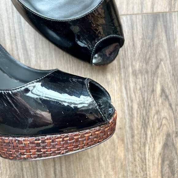 Stuart Weitzman Black Patent Leather Slingback Heels | 10.5 - Picture 4 of 12